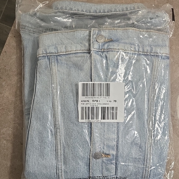 Victoria's Secret Light Blue Denim Jacket - Picture 2 of 2